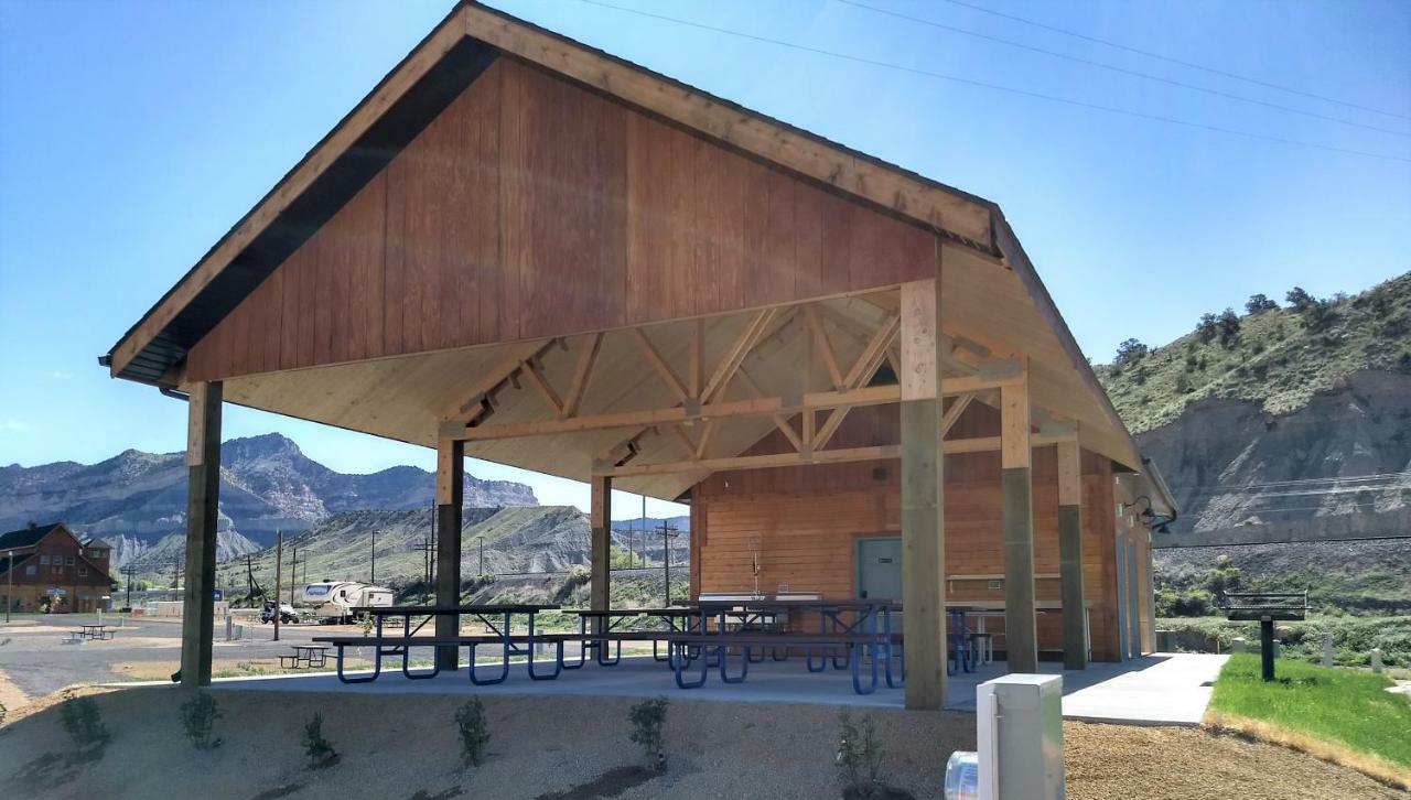 Castle Gate Rv Park Helper Exterior foto