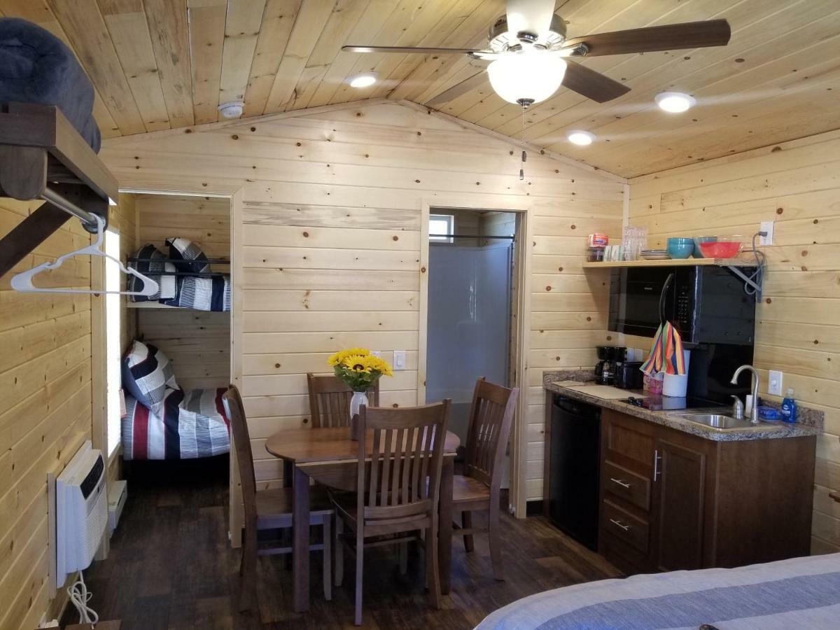 Castle Gate Rv Park Helper Exterior foto